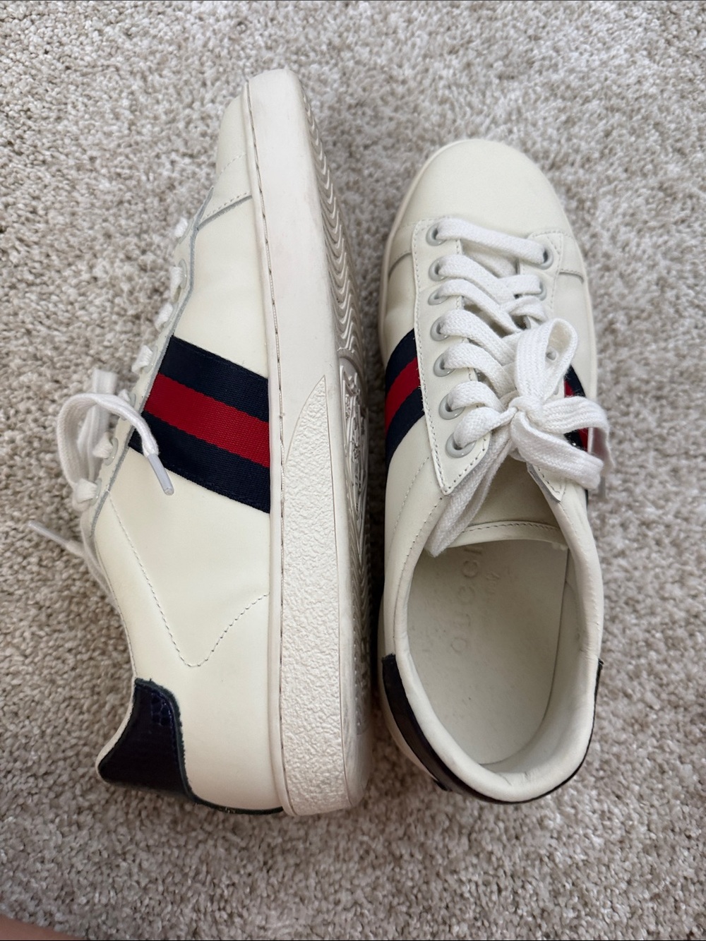 Gucci White Leather Sneakers with Navy and Red Web Stripe